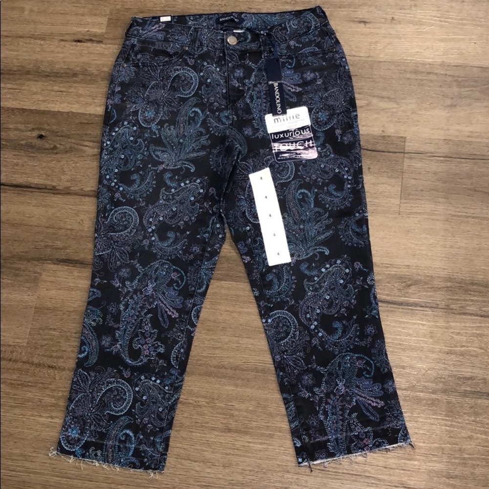 Bandolino Millie curvy straight Capri fray cuff